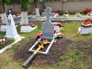В Пензе на могиле героя войны установлен памятник 