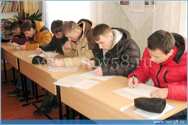 Допризывная молодежь Камешкирского района психологически готовится к службе в армии