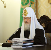 Святейший Патриарх Кирилл: Церковь не должна отвечать агрессией на клевету в ее адрес