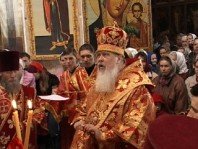 Службу провел Архиепископ Пензенский и Кузнецкий Филарет