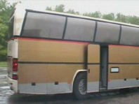 Экскурсионный автобус из Санкт-Петербурга встречали не только родственники путешественников, но и оперативники наркополиции