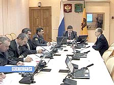 Александр Устинов в режиме видеоконференции провел совещание с правоохранительным органами