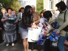Компания СМАРТС «Пенза-GSM» вручила подарки воспитанникам школы-интерната