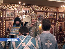 Владыка Вениамин возглавил Всенощное бдение в честь Казанской иконы Божией Матери 