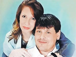 Когда-то Елена и Вячеслав Спотаренко с дочками были счастливой семьей. Все рухнуло в морозное утро 6 декабря 2009-го.