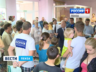 Губернатор встретился с жителями Украины, прибывшими в Пензу