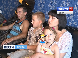 В Пензенскую область за две недели спецрейсами МЧС прибыли более 300 жителей Украины