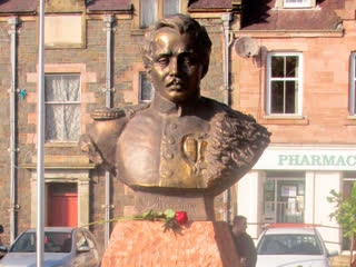 В Шотландии установлен памятник Михаилу Лермонтову 