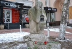 В Пензе группа коммунистов почистила памятник жертвам репрессий