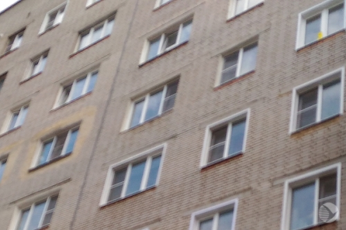 В Пензе мужчина выпрыгнул из окна квартиры на пятом этаже