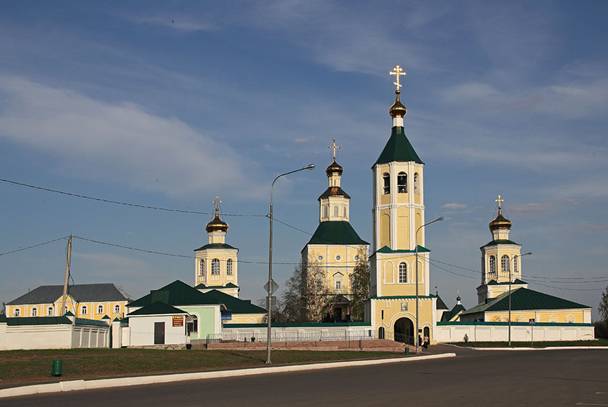 Картинки по запросу Иоанно-Богословский мужской монастырь в селе Макаровка
